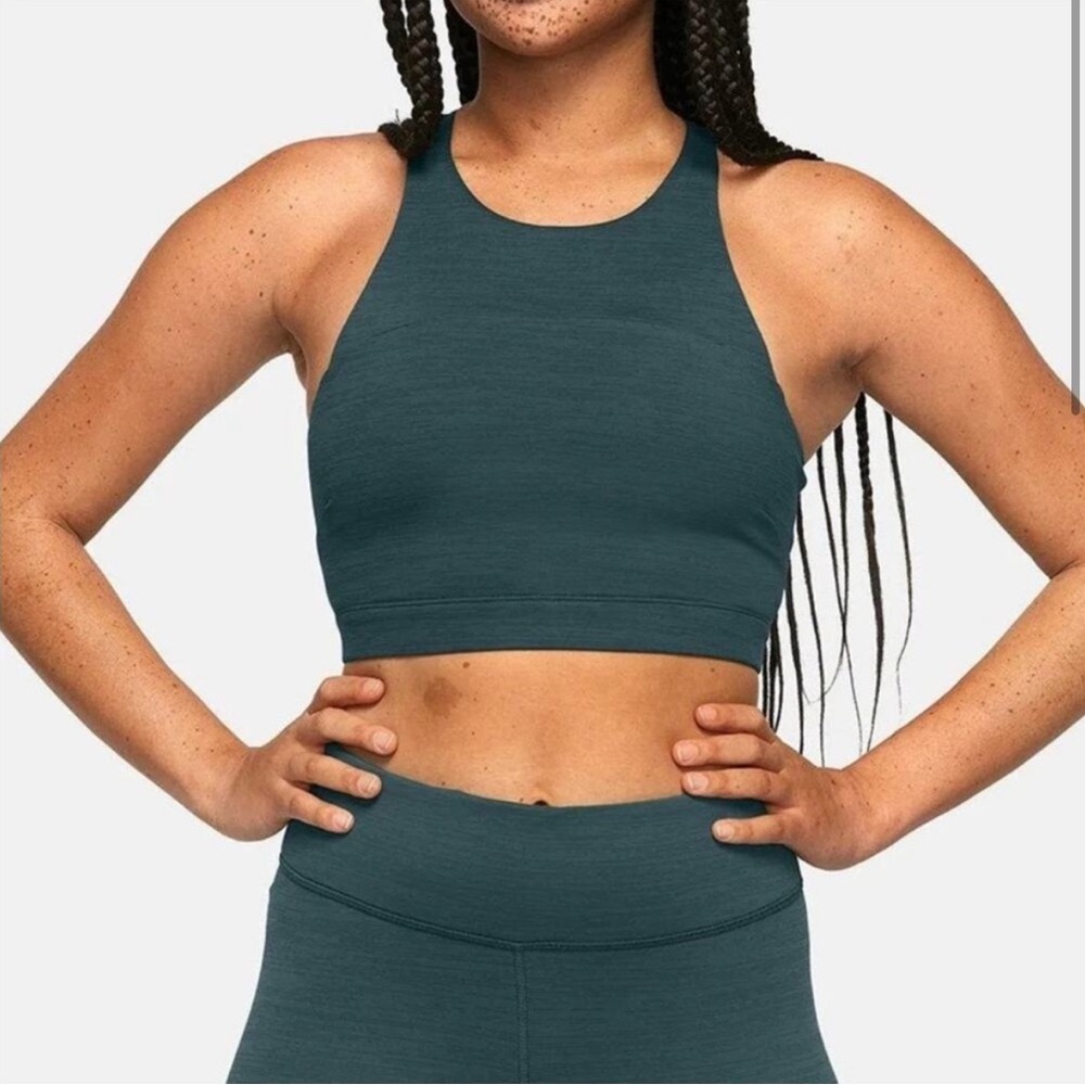 Outdoor Voices Sports Bra in Teal‎